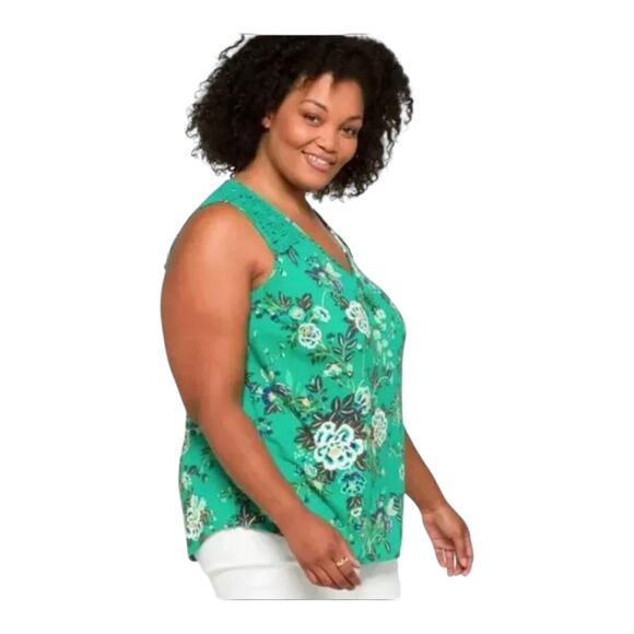 Daniel Rainn NWT Woman’s Fantine Green Floral Floral V Neck Crochet Lace Size 1X - Picture 13 of 14